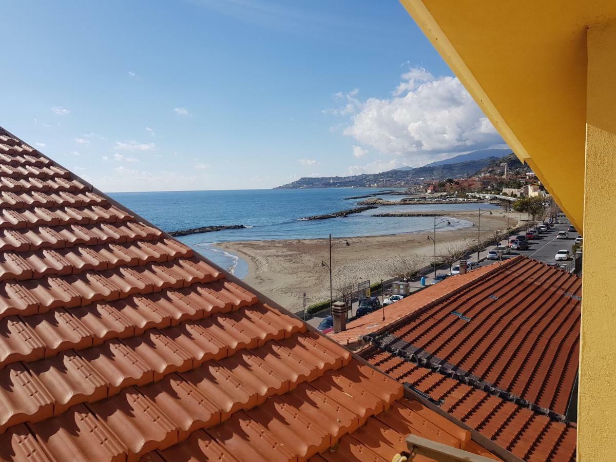 Il Convento Sul Mare Villa Санто Стефано ал Маре Екстериор снимка
